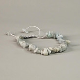 دستبند سنگ آکوامارین | دستساز با نخ مکرومه قابل تنظیم