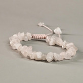 دستبند سنگ رزکوارتز | دست ساز با نخ مکرومه قابل تنظیم